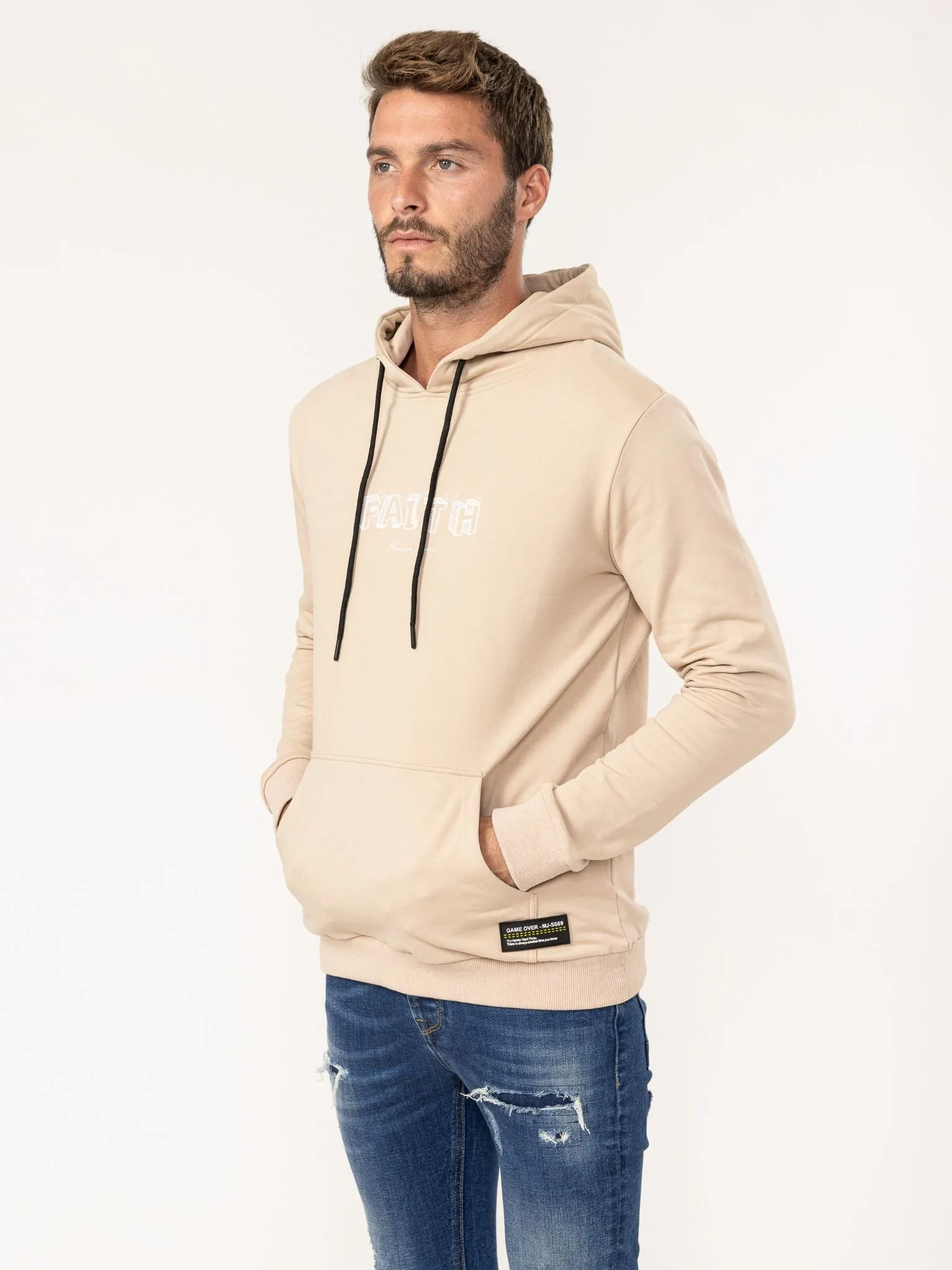 BASIC HOODIE