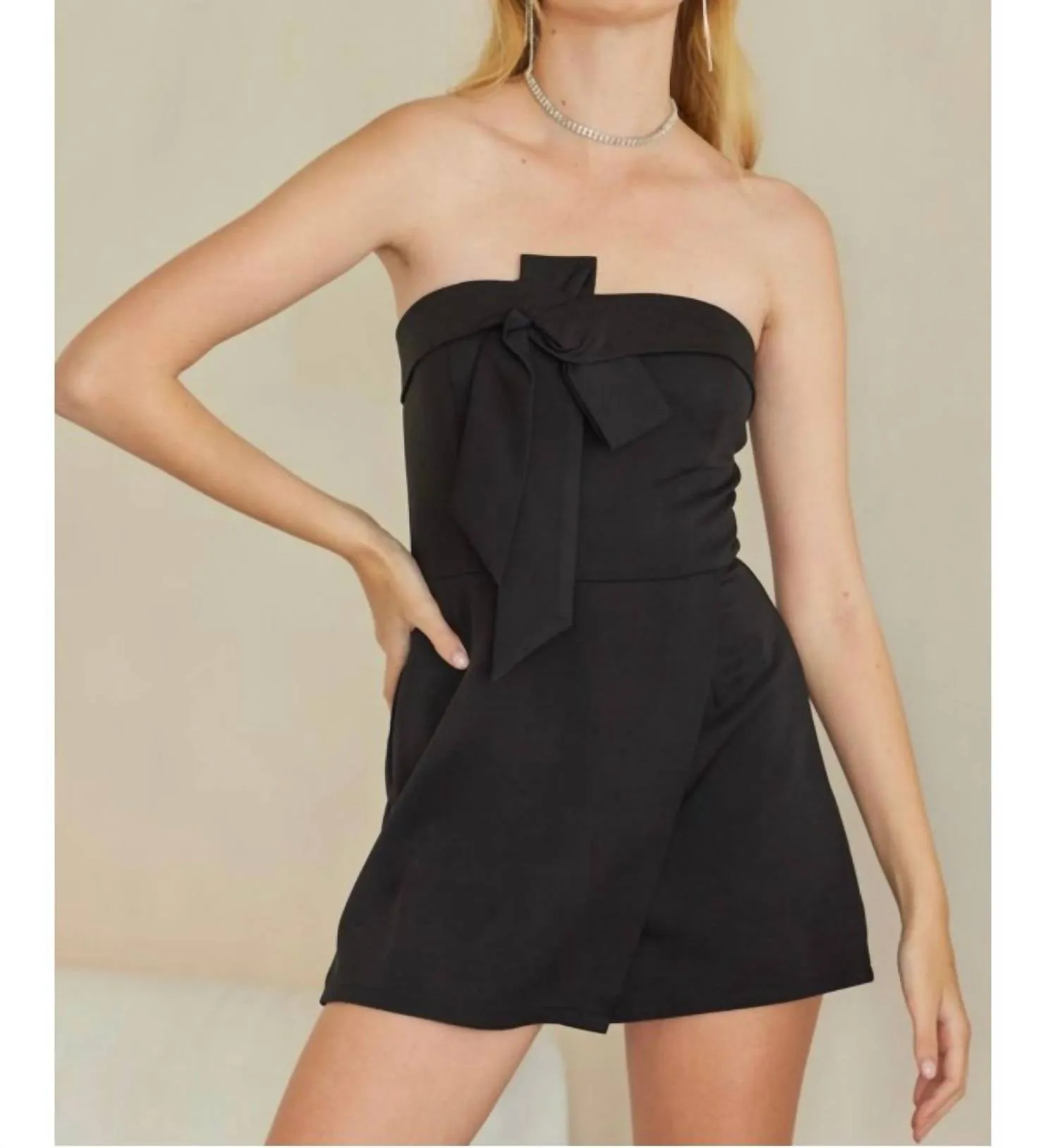 Bow Strapless Romper In Black