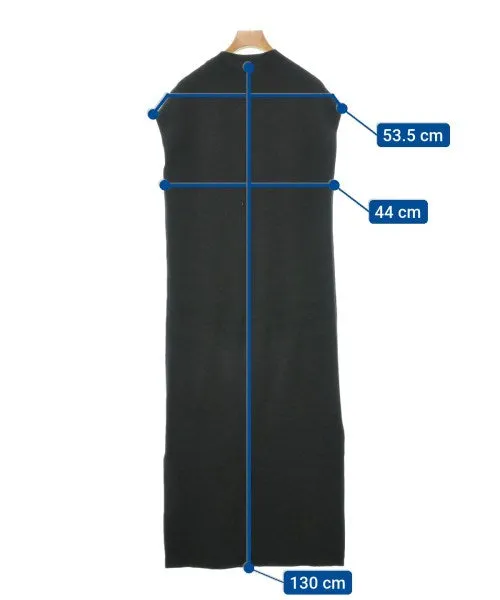 CABaN Dresses