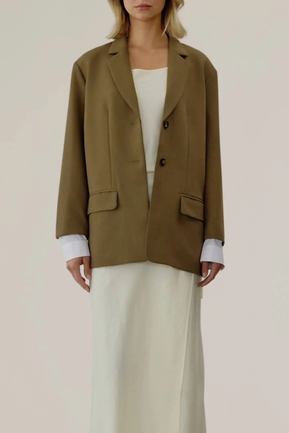 Classic Two Button Front Blazer With Contrasting Sleeve In Olive Brown