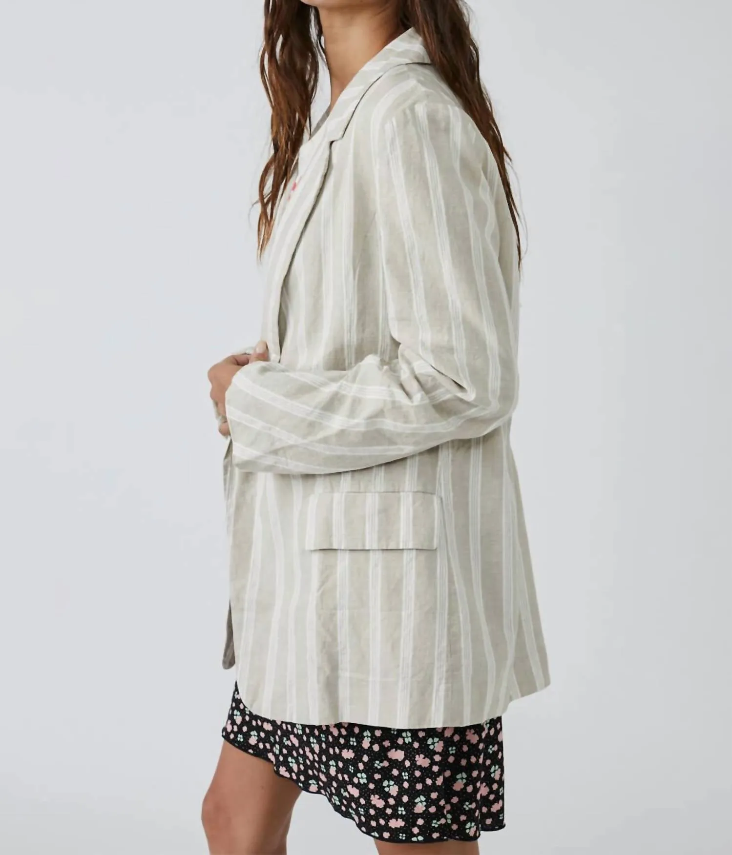 Fern Blazer In Dusty Beige