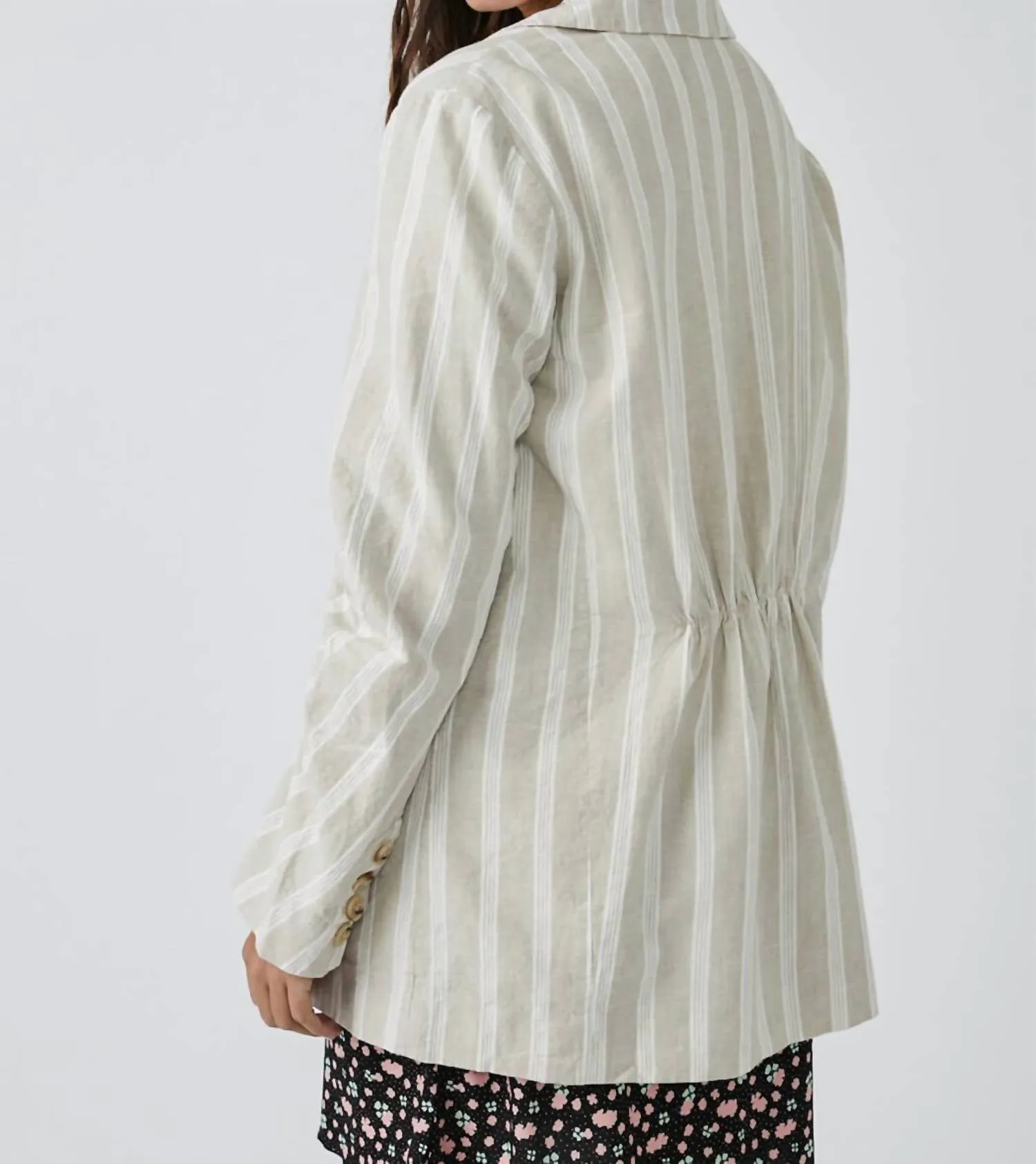 Fern Blazer In Dusty Beige