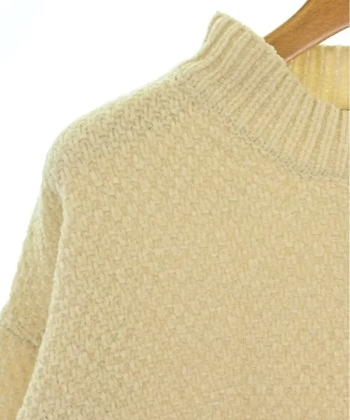 Lugnoncure Sweaters