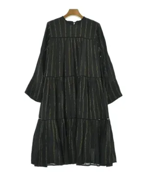 NE QUITTEZ PAS Dresses