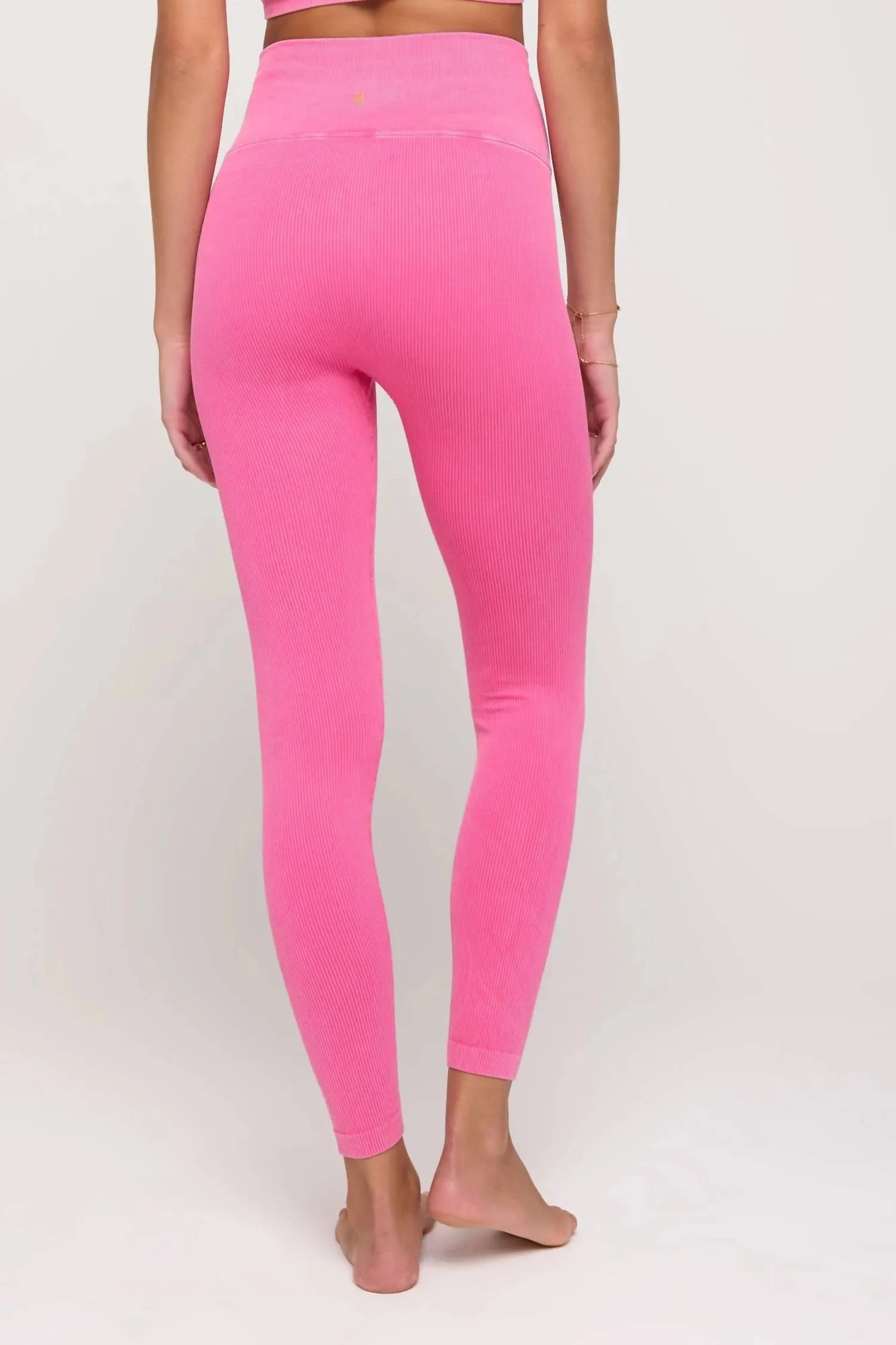 Power Moves Ribbed Leggings In Neon Pink