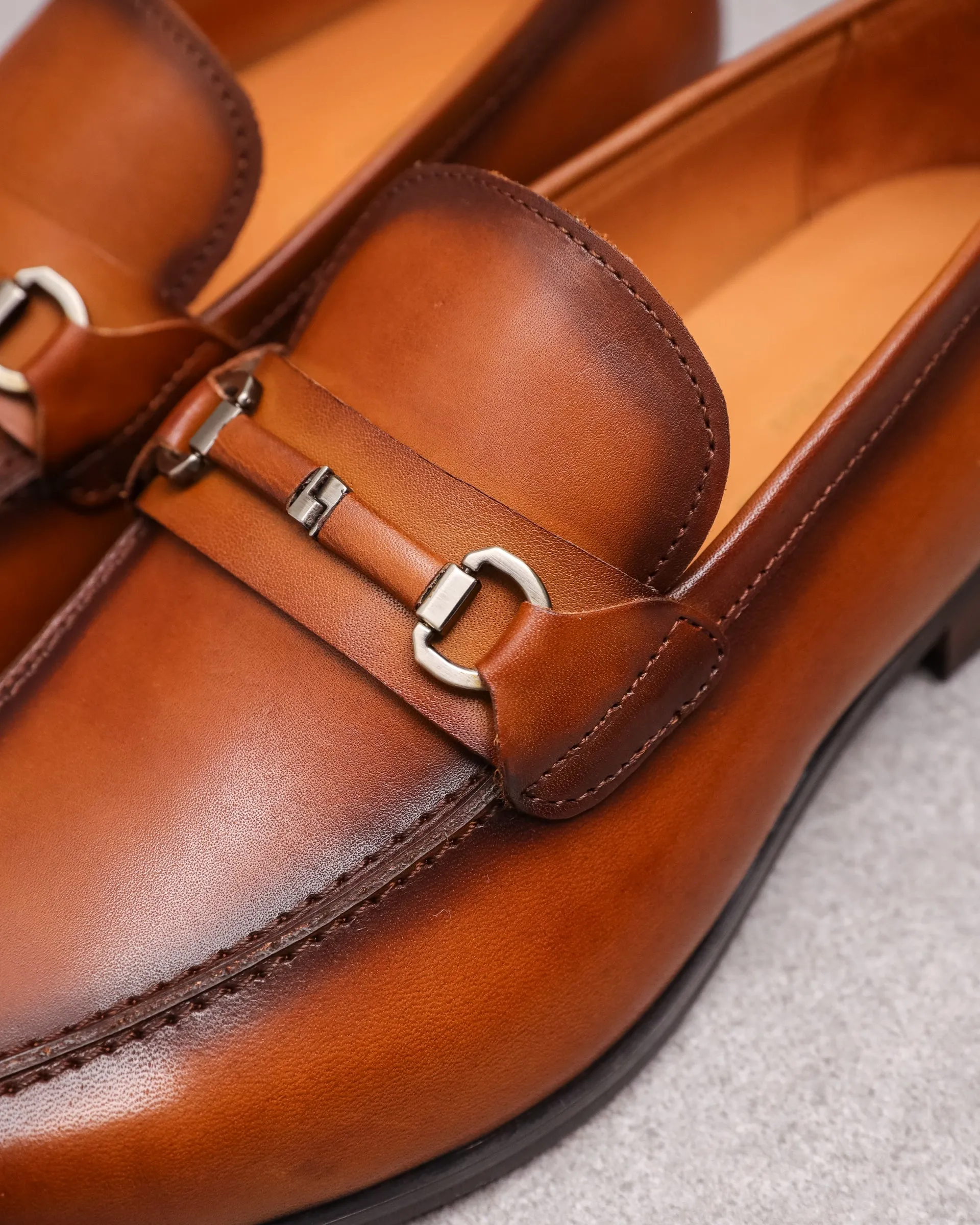 Tomaz F326 Men's Buckle Loafer