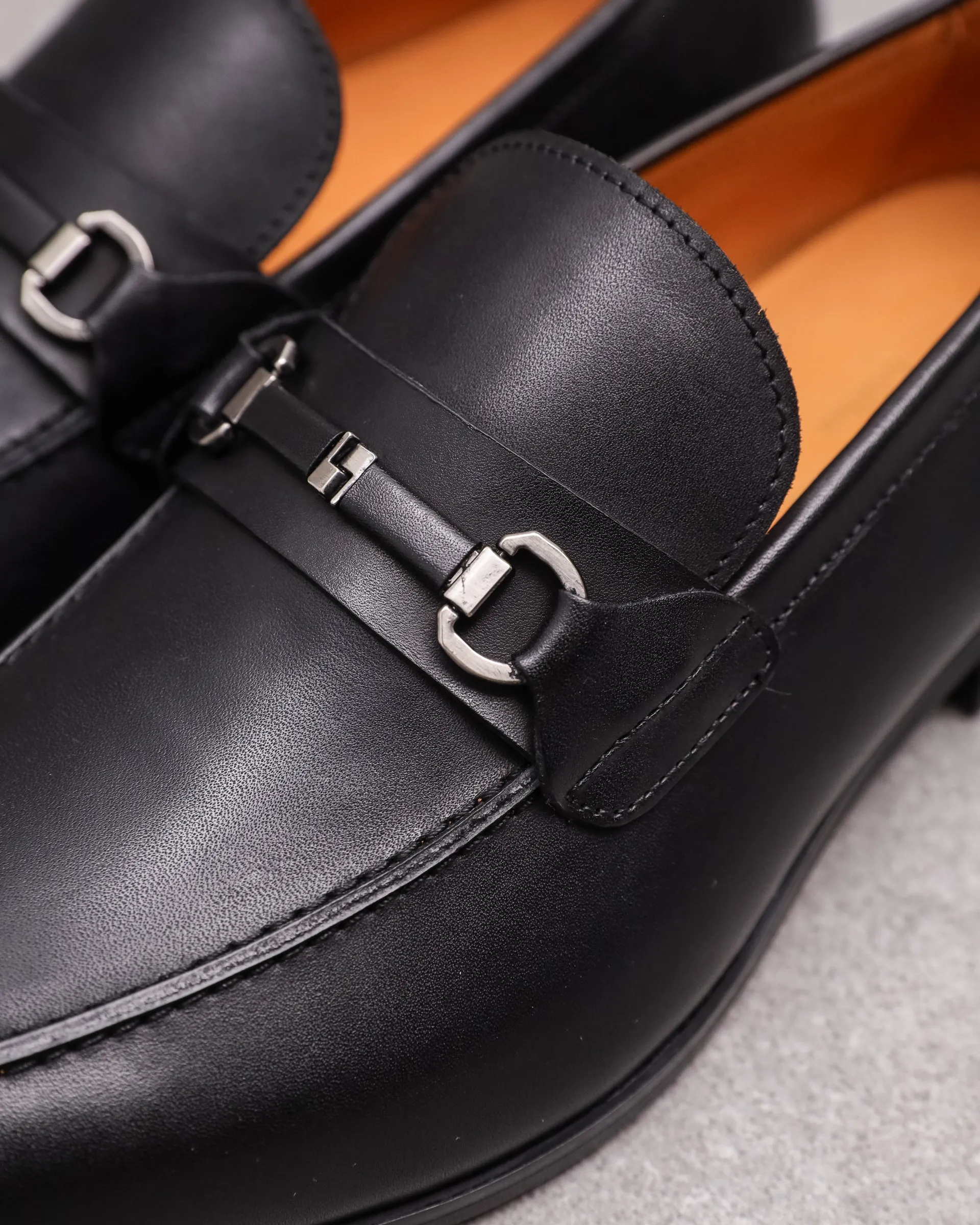 Tomaz F326 Men's Buckle Loafer