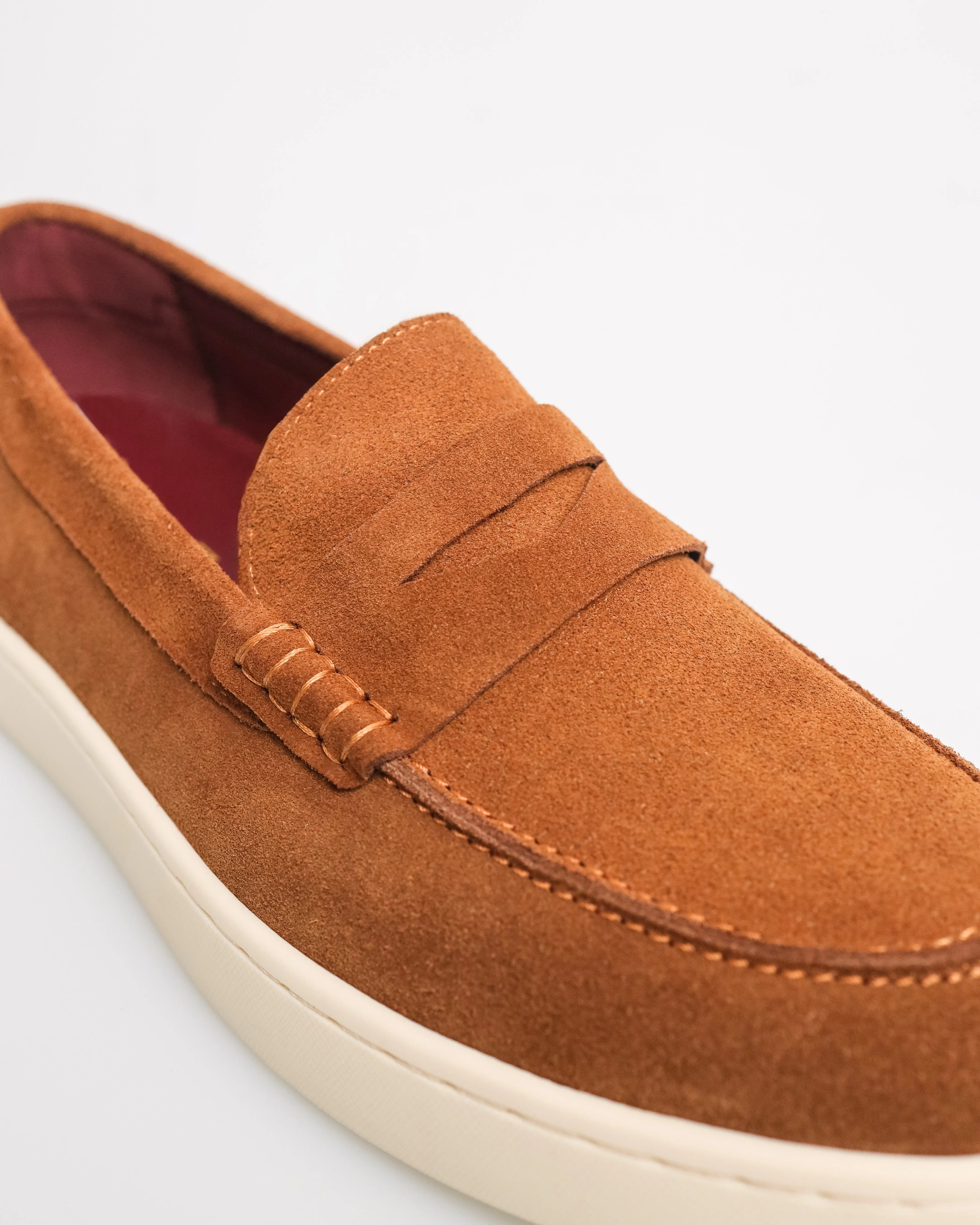 Tomaz HF102 Men's Triangle Charm Loafers