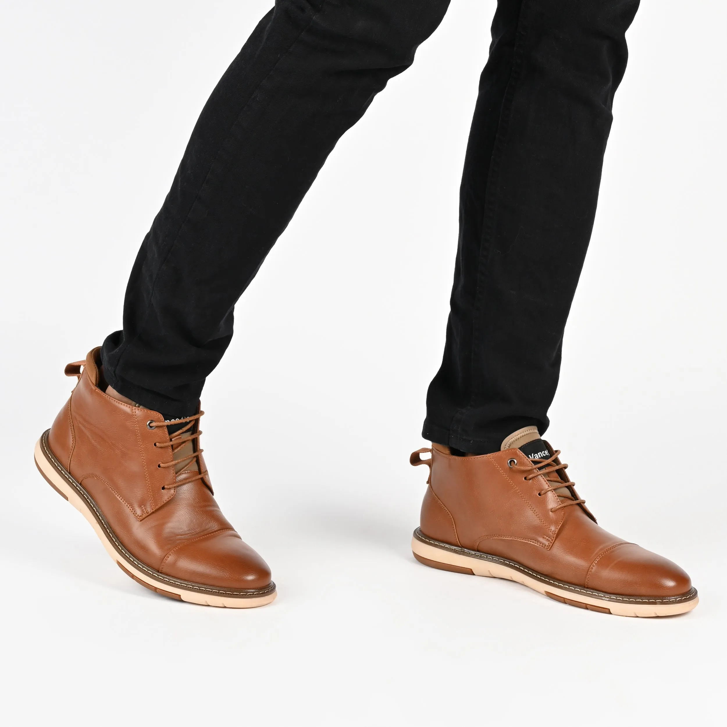 Vance Co. Redford Lace-up Hybrid Chukka Boot